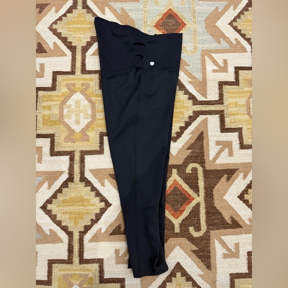 Zella Live In Crop Maternity Leggings - Picture 3 of 6